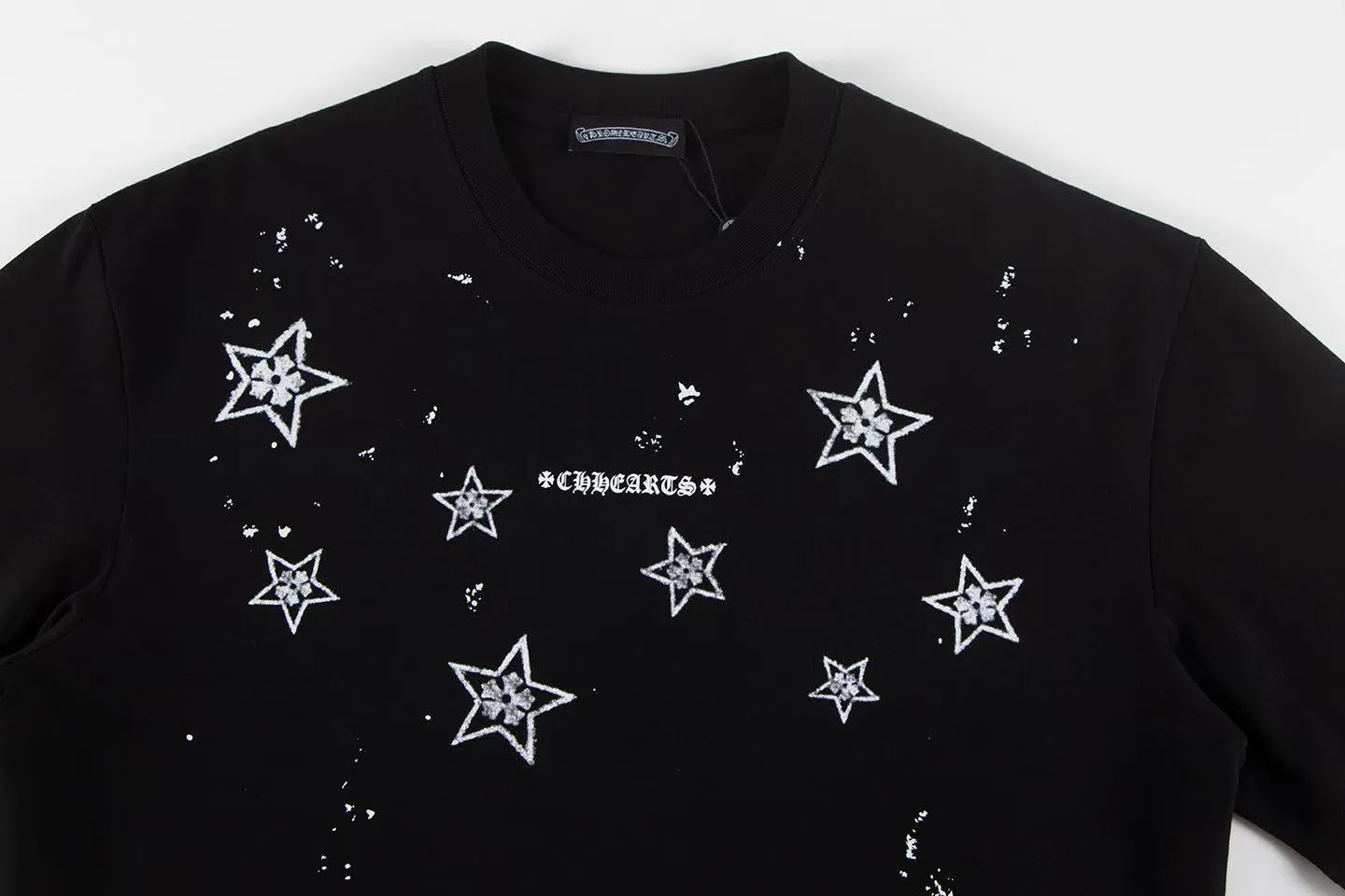 🅿️150 Style: 2025 new Croix Heart short-sleeved T-shirt Material: High version 300g double yarn combed cotton Size: S～XL Color: Black Style number: Z025